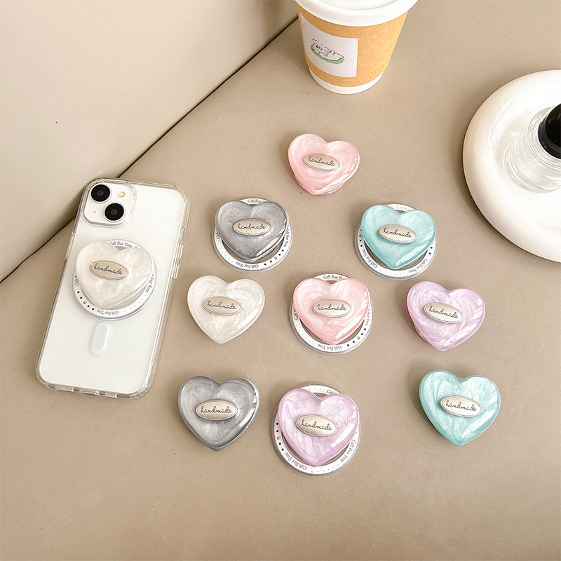 Koreański uchwyt na telefon w  – Daith Heart Ring recenzja i cena